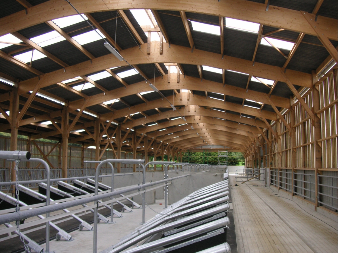 Hangar agricole, Bâtiment de stockage - Bois lamellé-collé