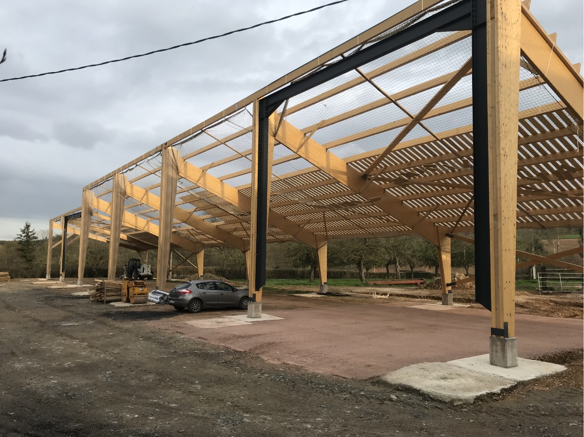 Construction de hangar, hall de production, bâtiment de bureaux